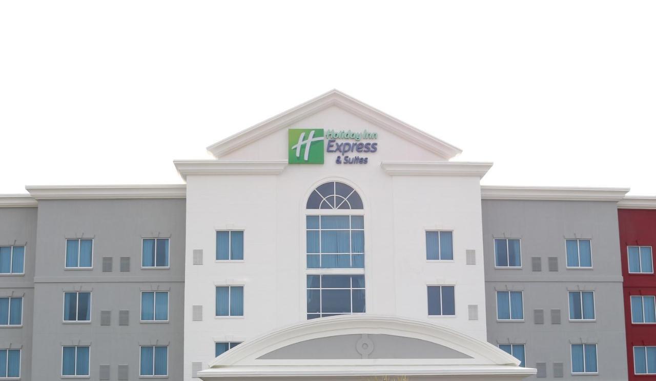 Holiday Inn Express Hotel & Suites Columbia-Fort Jackson, An Ihg Hotel Exterior foto